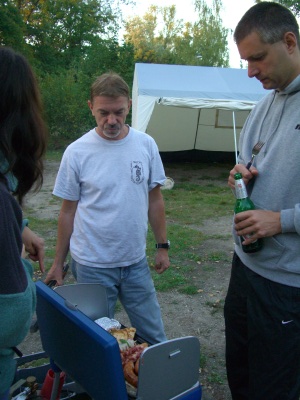 Beim Grillen
